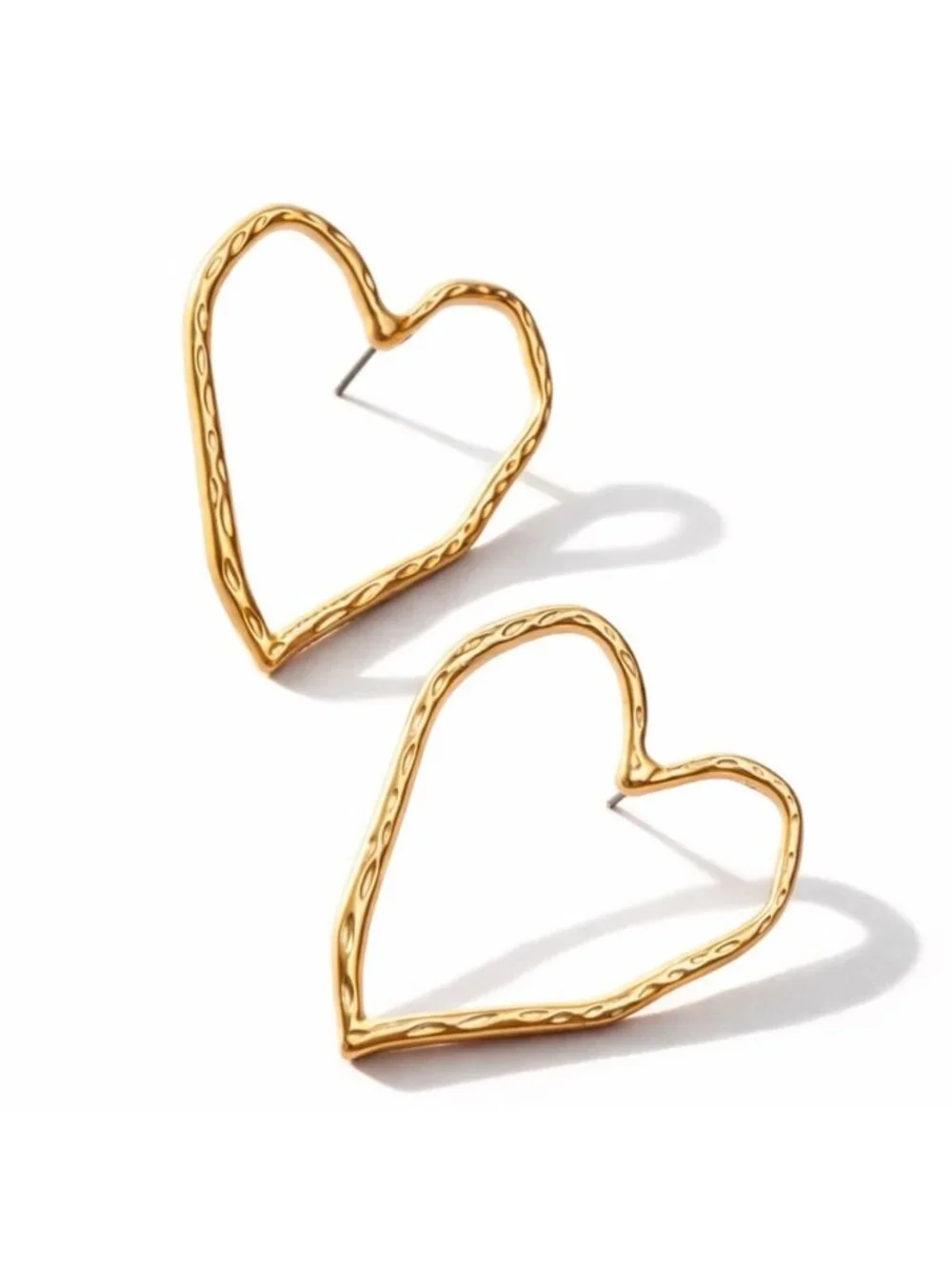 New! 18K Gold Plated Heart Earrings (3025) NWOT